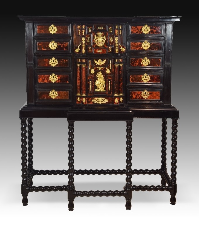 Bargueño estilo italiano